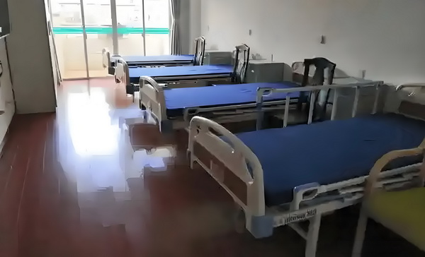 深圳积分入户大概要多少分可以成功_不会唱歌却开演唱会，58岁的郑伊健消费情怀？ 平和水整体质量确保教材