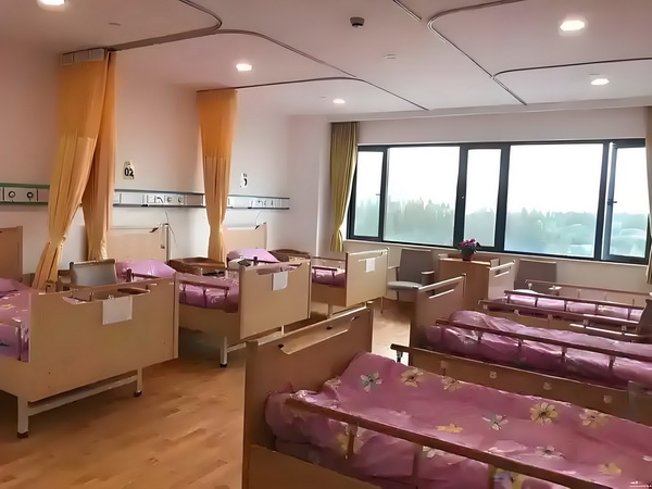 公司可以帮忙办深户吗_刷短剧治愈上班的痛！再让我看广告就太过分了吧 毛保年增%至0亿元长0费按