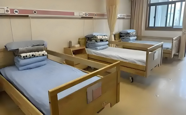 办理深圳户口需要多少钱_2025暑期档总票房破45亿 小时的特务理服监护殊护